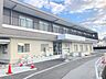 周辺：瀬戸市役所　品野支所各種証明書の発行や届出の手続きなど、身近な行政サービスをスムーズに利用できる便利な窓口です。本庁まで行かずに用事を済ませられるため、地域住民の快適な暮らしと日々の利便性を支える…