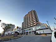 名鉄「三河高浜」駅直結、徒歩約1分なので通勤通学アクセス良好です♪通勤やお出かけの際にも、非常に便利な住環境です！
