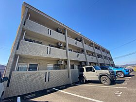 ＡＧＲＥＡI 205 ｜ 鹿児島県霧島市国分野口東1-41（賃貸マンション1LDK・2階・43.22㎡） その1