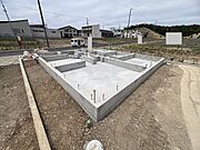 完成前の物件に限り、カラー選択やオプション工事 などのサービス特典が受けられる場合がございます。詳しくお知りになりたい方はお気軽にお問合せください。