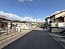 外観：前面道路含む現地写真
