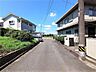 外観：前面道路含む現地写真