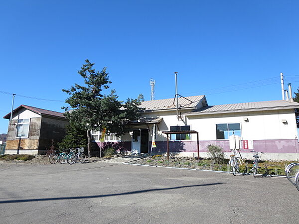 画像16:JR東相内駅（377m）