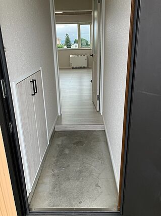 エヴァグリーン_内装_2