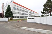 美幌町立旭小学校（1111m）