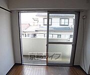お部屋からのバルコニーの感じ