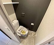 コンパクトなトイレです。