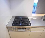 グリル付3口システムガスキッチンです。