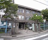 桃山小学校まで168m