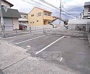 駐車場スペースも広い