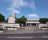 精華南中学校まで321m
