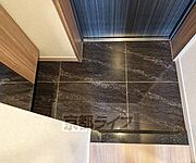 靴収納付きの玄関