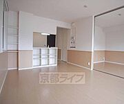 ちょっとした棚が嬉しいですね。