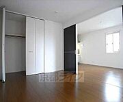 白のオシャレなお部屋です。