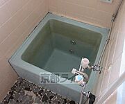 浴槽です