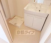 脱衣所もゆったりとしています。