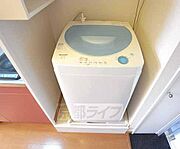 洗濯機を置くスペースです。