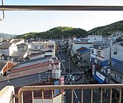 周りも開けてますね
