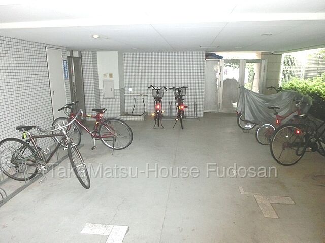 駐車場 プラーティノ多摩川鵜の木弐番館 3階/-