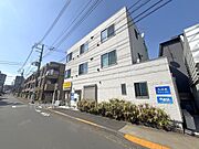 幅員約7ｍ×5.3ｍの角地