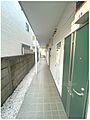 1階共用廊下ス...