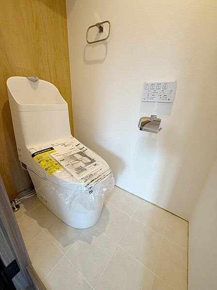 【温水洗浄便座】TOTO「GG800」)/タンクレス風のすっきりデザイン。汚れが付きにくく毎日のお手入れが楽な上位グレードのトイレです。