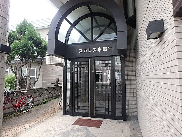 7 / 17