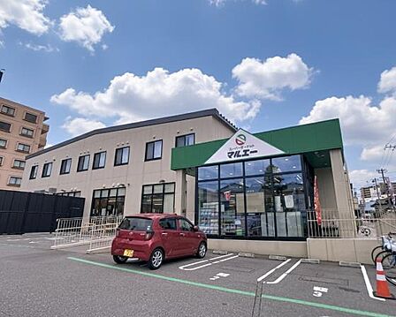 スーパー マルエー彦三店 123m