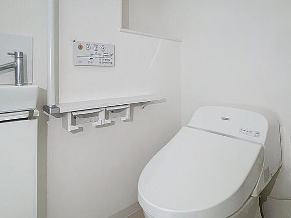 白を基調とした...