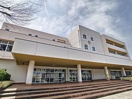 小学校 野々市市立 菅原小学校 900m