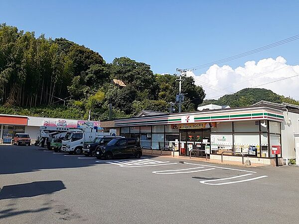 画像15:セブンイレブン長崎滑石3丁目店まで737m