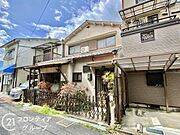 小中学校も徒歩圏内でお子様の登下校も安心の距離！