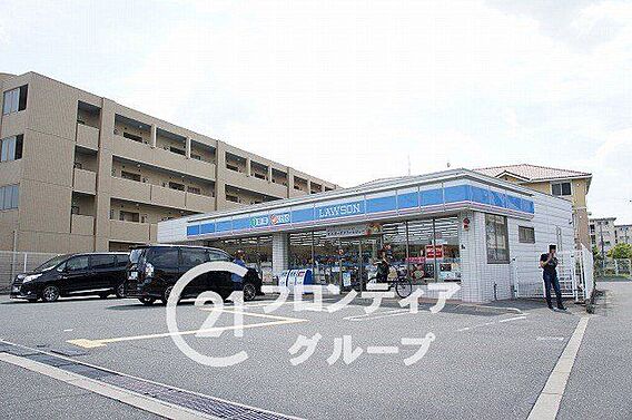 ローソン井高野...