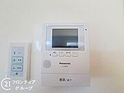 外の様子がわかるので無対面で荷物を受け取ることもできますね