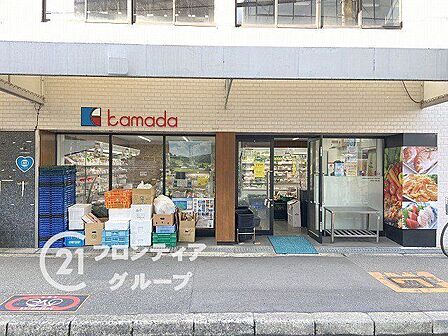 スーパーかまだ西淡路店 徒歩2分。 130m