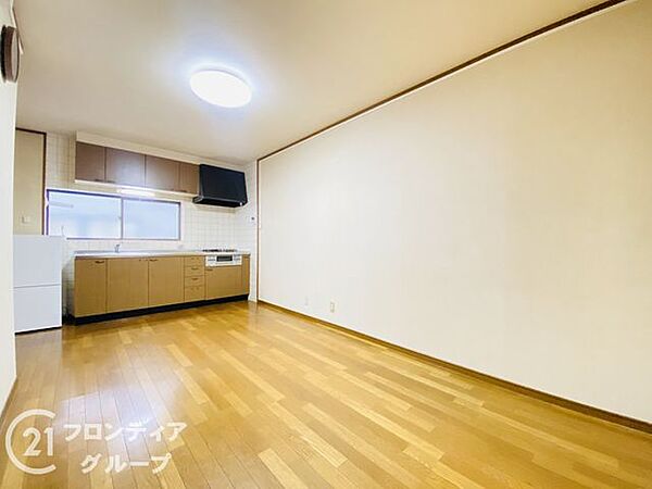 リビング/ダイニングを拡大表示