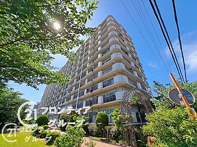 外観：大規模マンションは、充実した共用施設と安心の管理体制で、快適な暮らしを提供する理想的な住環境です！