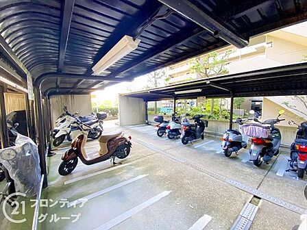 住まい探しで後悔しないためのポイントをスタッフがお伝えします。検討中の方もそうでない方も、まずは一度お話を聞かせてください