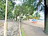 周辺：新森中央公園 徒歩12分。広場や噴水地、遊具などがある大きな公園です。季節ごとの植物が植えられているので、散歩やウォーキングにもおすすめです。 900m