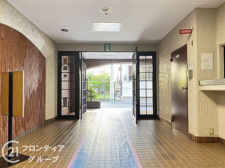 マンションのロビーは、住民の皆様が集うコミュニケーションの場であり、憩いの場です。
