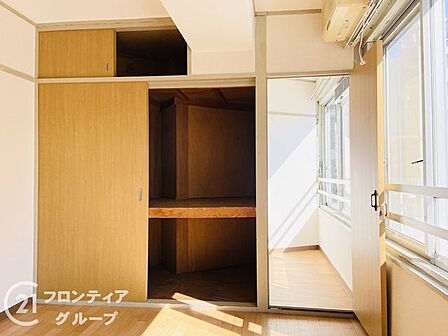 住まい選びは、価格や立地だけでなく、将来の暮らし方まで含めて考えることが大切です。今の段階で気になっていることを、まずスタッフに話してみてください