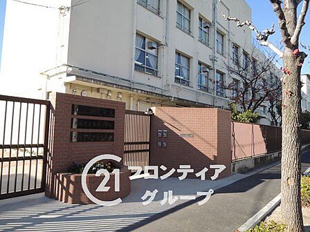 大阪市立啓発小学校 徒歩6分。 460m