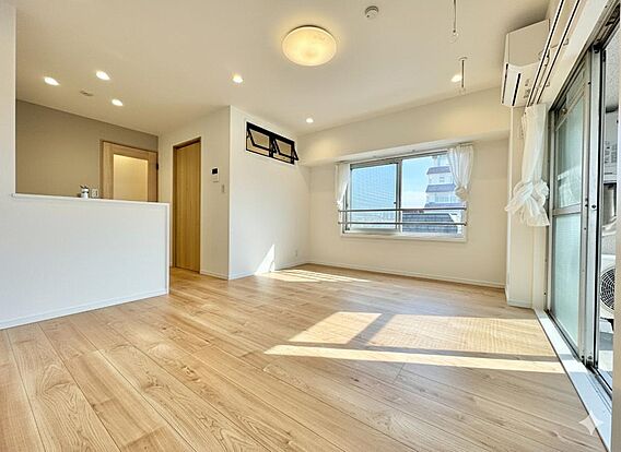 【Living...