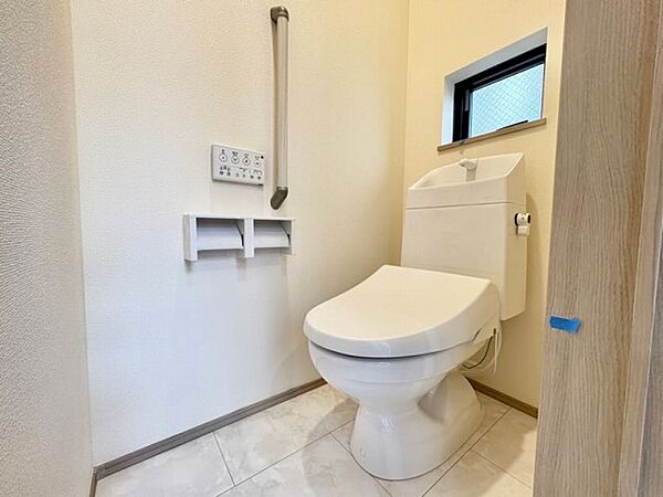 トイレを拡大表示