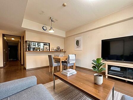 【配置してある家具や小物はCGによるイメージです。】【Livingroom】リビングルーム
