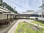 【Bicycle parking area】駐輪場