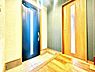 玄関：【Entrance】玄関
