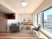 【配置してある家具や小物はCGによるイメージです。】【Livingroom】リビングルーム