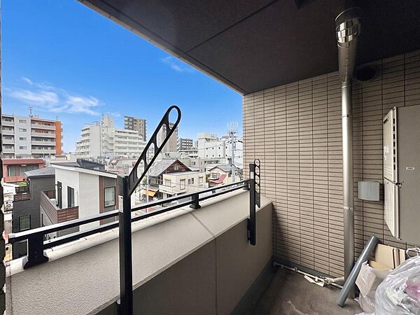 バルコニーを拡大表示