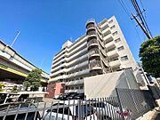 【街に溶け合う美しい景観をCG加工により空を晴天にしています】【Exterior】外観